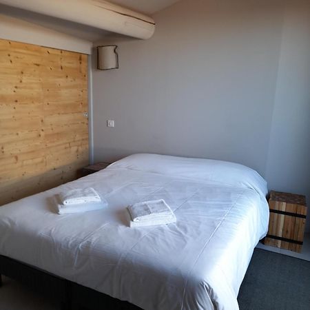 Apparts Et Lofts Bistrot Des Alpilles Сен-Реми-де-Прованс Экстерьер фото