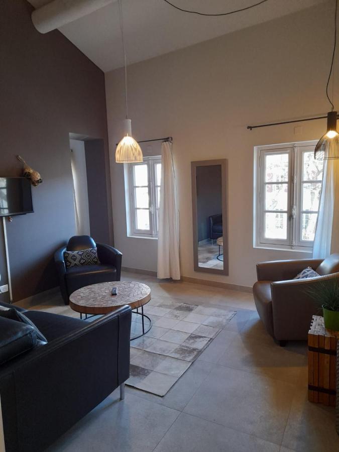Apparts Et Lofts Bistrot Des Alpilles Сен-Реми-де-Прованс Экстерьер фото
